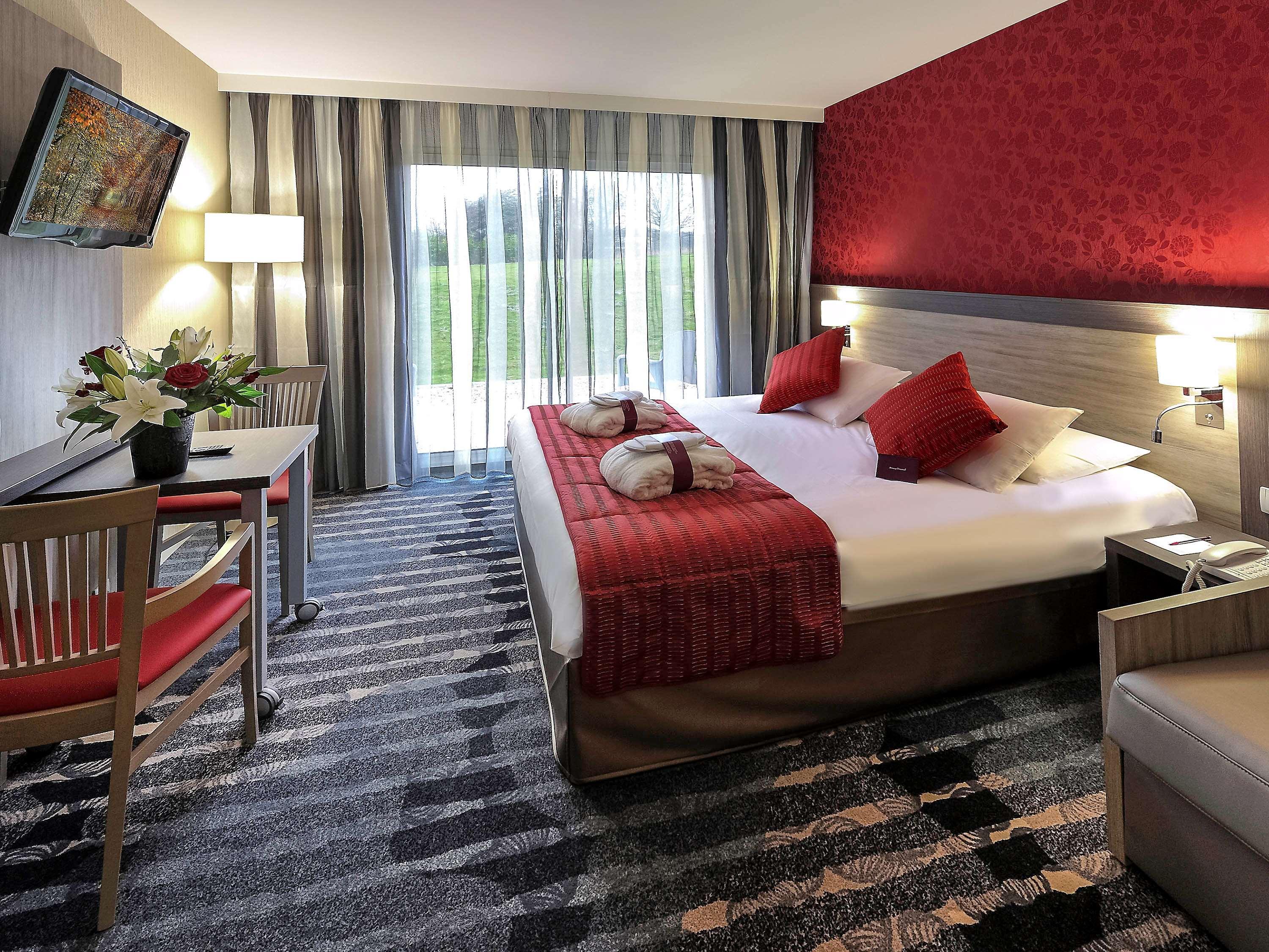 Mercure Rouen Val De Reuil Val-de-Reuil Екстер'єр фото