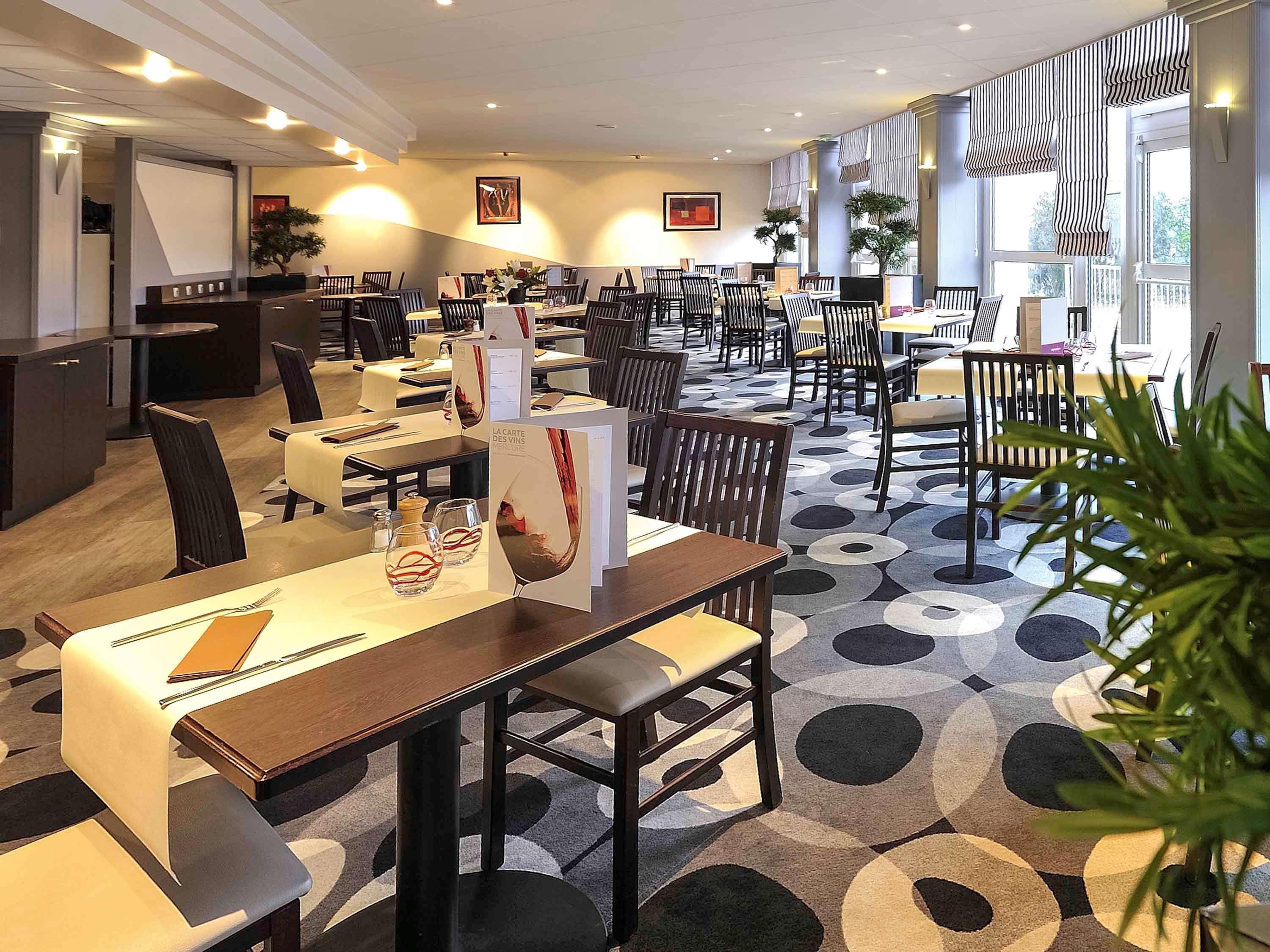 Mercure Rouen Val De Reuil Val-de-Reuil Екстер'єр фото